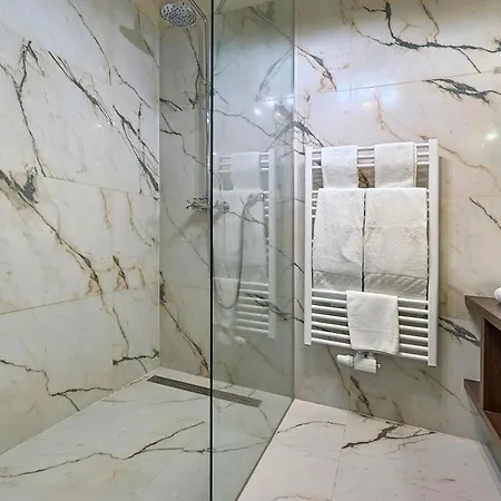Garnisongasse - Luxurious Apartment Close To The City Centre Vienna Exterior photo