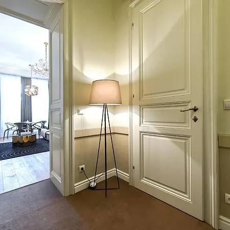 Garnisongasse - Luxurious Apartment Close To The City Centre Vienna Exterior photo