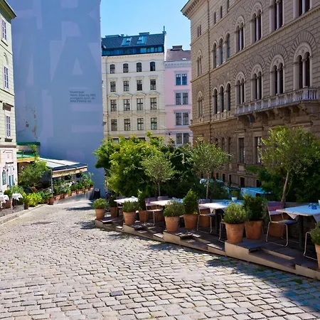 Garnisongasse - Luxurious Apartment Close To The City Centre Vienna Exterior photo